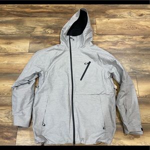 Mens 686 Ski/Snowboard Jacket, size XL, Color grey, NWOT